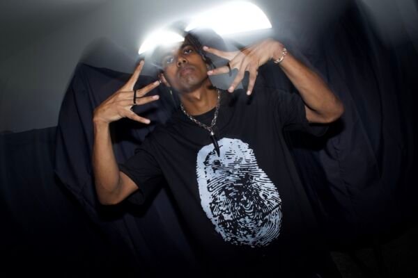 HAQ TEE
