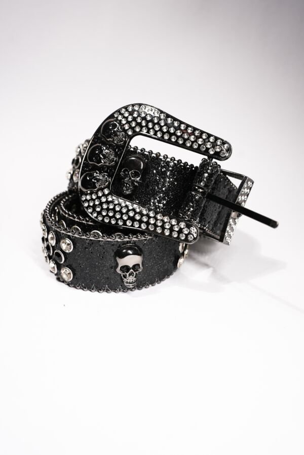 BLACK SKULL