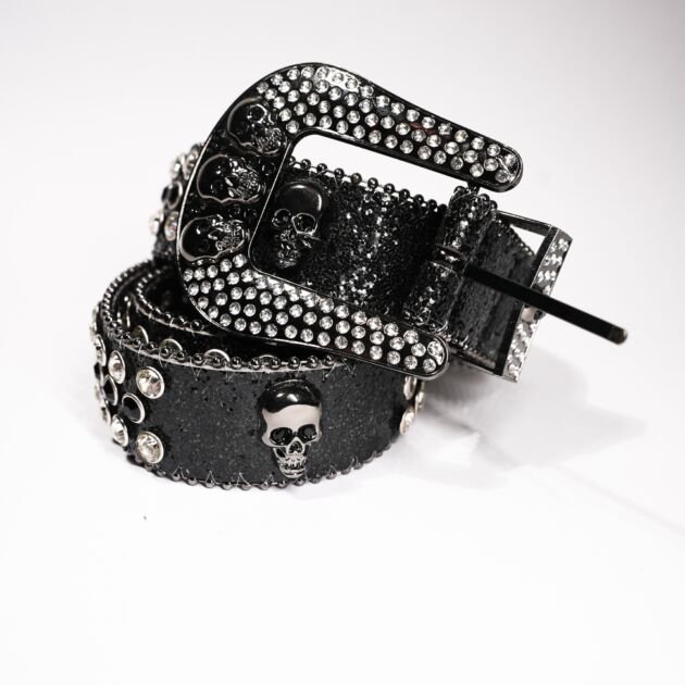 BLACK SKULL
